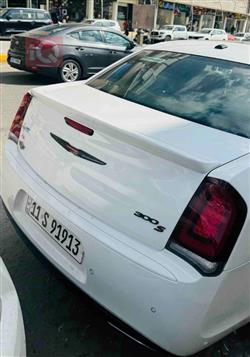 کرایسلەر 300